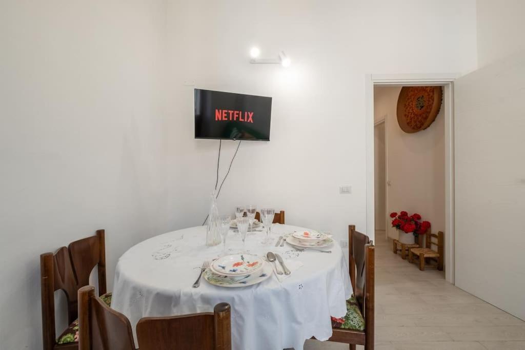Apartament Casa Ofride -Centro-Poetto 10 Min-Wi-Fi-Netflix Cagliari Zewnętrze zdjęcie